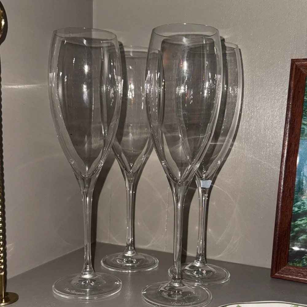 Dom Pérignon Champagne Clear Crystal Flutes - Set of 4